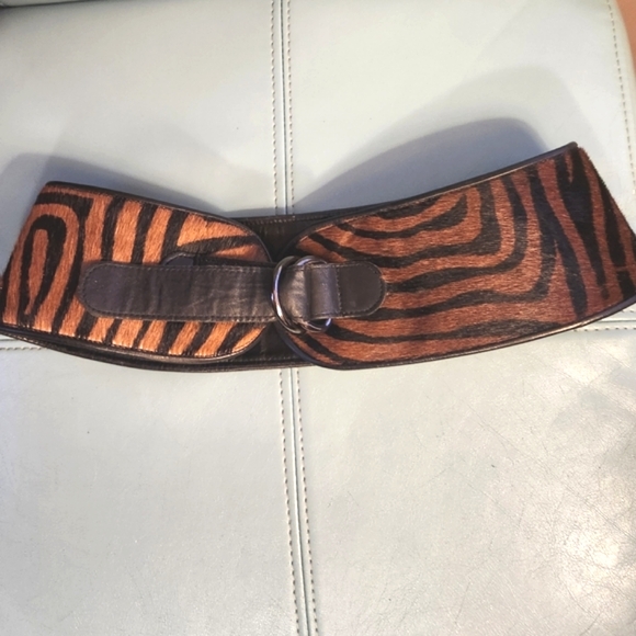 80s YVES SAINT LAURENT Tiger Striped Leather Cowhide Fur Brown Black Wide Belt S - Picture 11 of 16